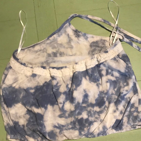 Halter top - Picture 3 of 3